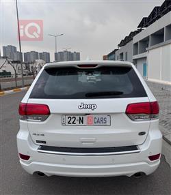 جیپ گراند شیرۆکی